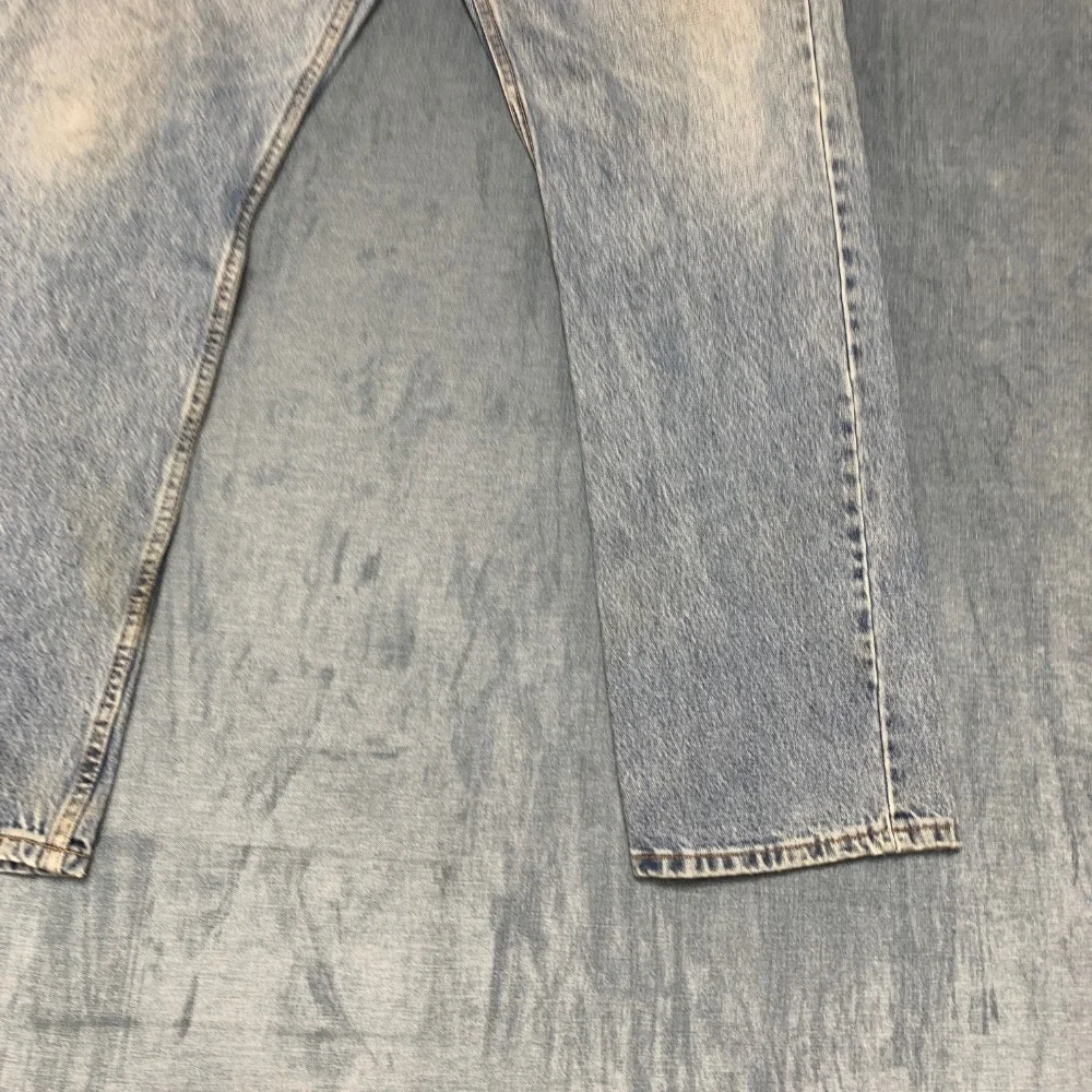 Vintage Levi Strauss Signature Jeans Mens 38x32 Blue Denim Cotton Regular Fit